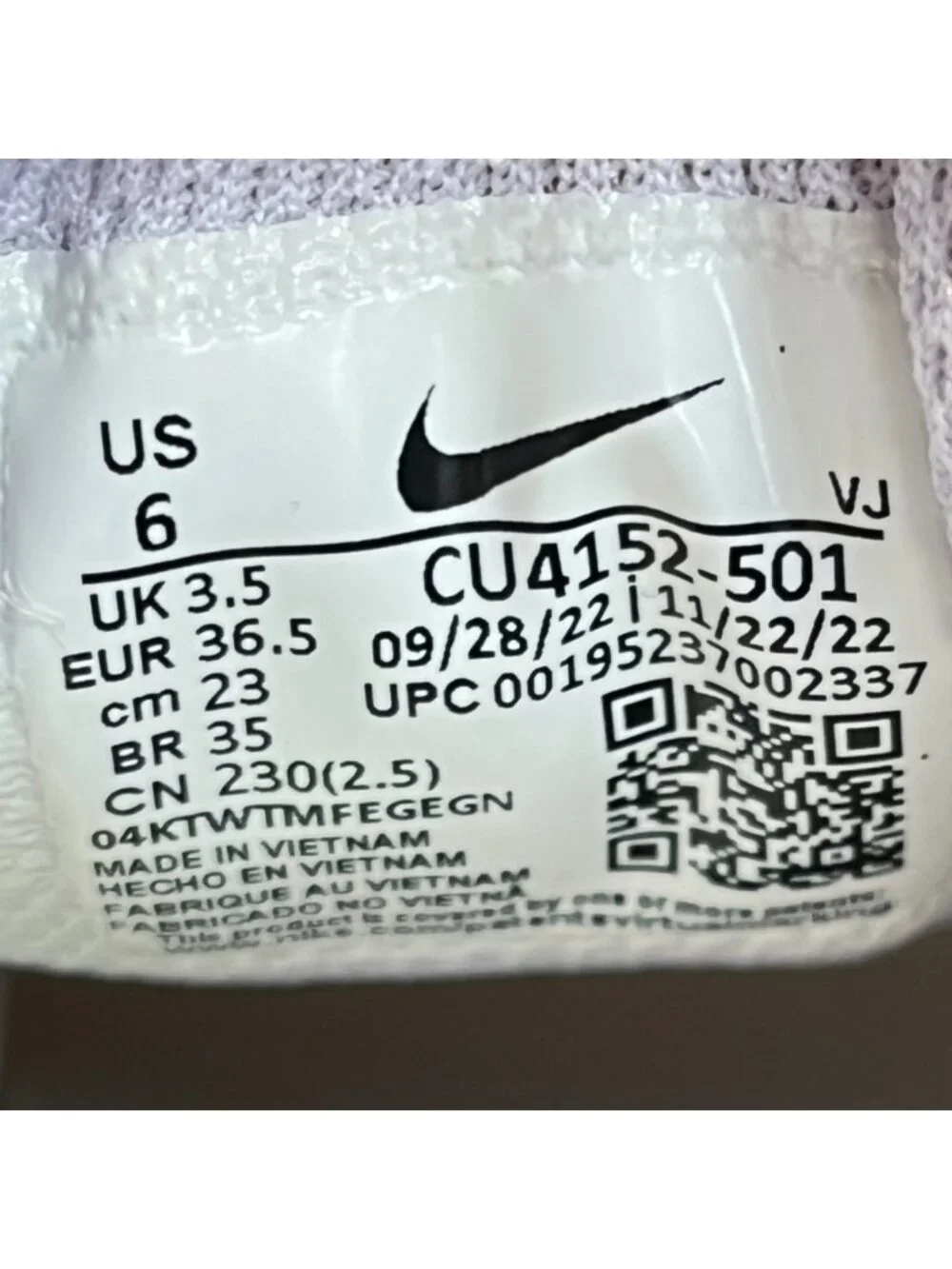 Nike Air Max Bolt Womens Size 6 Purple White Athletic Running Shoes Sneakers